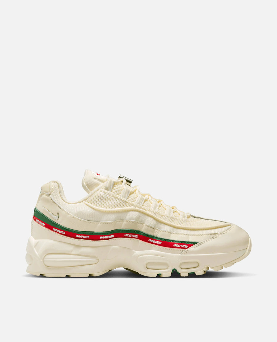 Nike Air Max 95 x Undefeated (Sail/Metallic Silver-Gorge Green) Nike