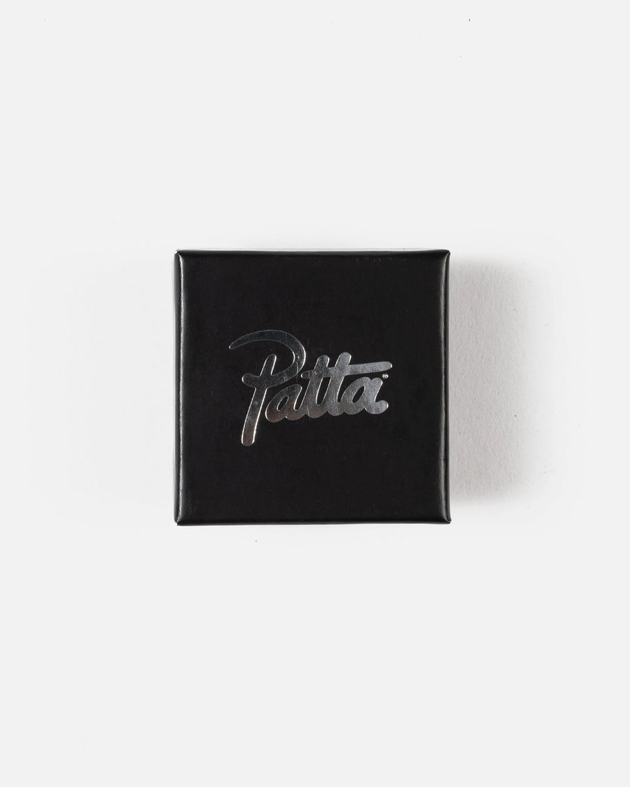 Patta Script Logo Silver Earring (Silver) Patta